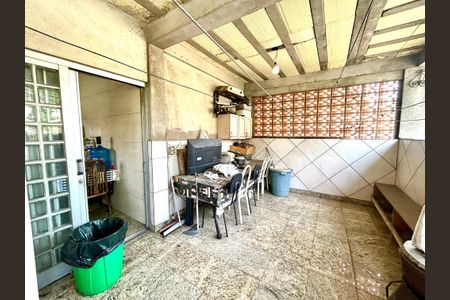 Casa para alugar com 150m², 3 quartos e sem vagaÁrea de Serviço