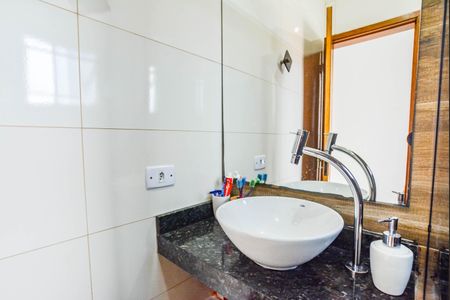 Apartamento para alugar com 106m², 2 quartos e 2 vagasBanheiro da Suíte