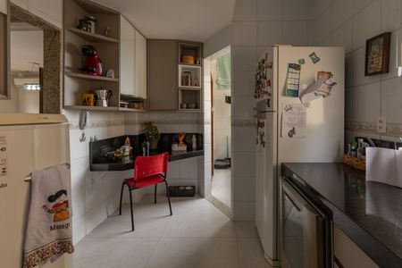 Apartamento à venda com 86m², 3 quartos e 2 vagasCozinha