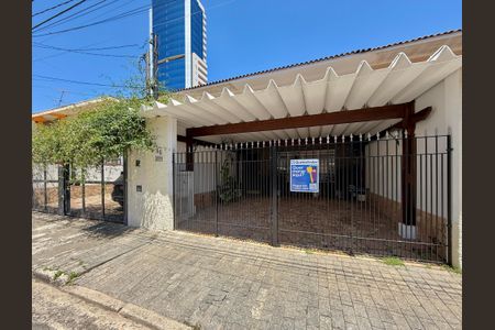 Casa para alugar com 130m², 3 quartos e 2 vagasFachada 