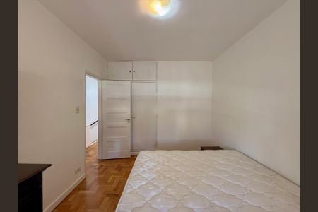 Casa para alugar com 130m², 3 quartos e 2 vagasQuarto 2