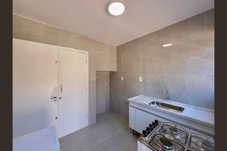 Casa para alugar com 130m², 3 quartos e 2 vagasCozinha 