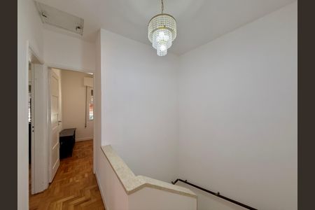 Casa para alugar com 130m², 3 quartos e 2 vagasCorredor Quartos 