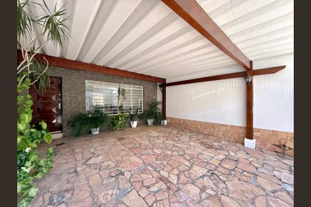 Casa para alugar com 130m², 3 quartos e 2 vagasGaragem