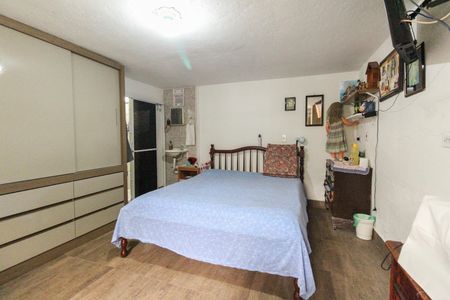 Casa à venda com 120m², 4 quartos e 2 vagasSuíte 3