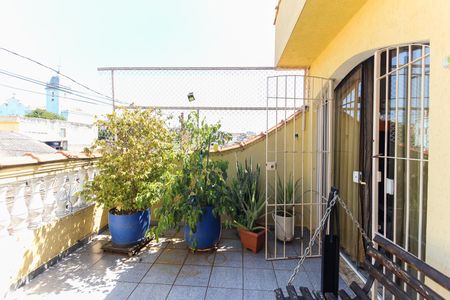 Casa à venda com 120m², 4 quartos e 2 vagasVaranda