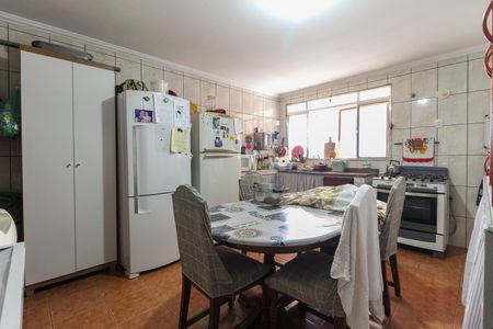 Casa à venda com 120m², 4 quartos e 2 vagasCozinha