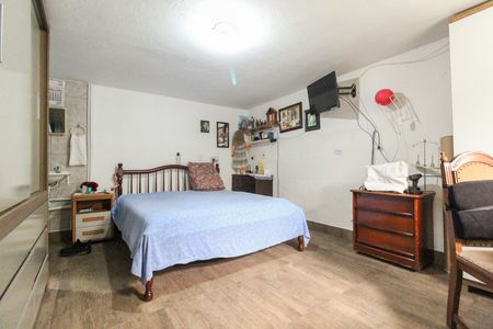 Casa à venda com 120m², 4 quartos e 2 vagasSuíte 3