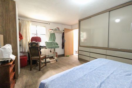 Casa à venda com 120m², 4 quartos e 2 vagasSuíte 3