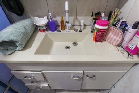 Casa à venda com 120m², 4 quartos e 2 vagasBanheiro da Suíte 2