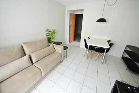 Apartamento para alugar com 59m², 2 quartos e 1 vaga