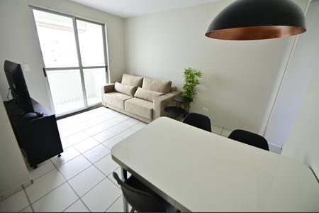 Apartamento para alugar com 59m², 2 quartos e 1 vaga