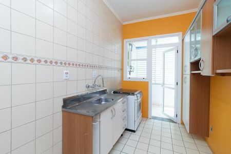 Apartamento para alugar com 82m², 3 quartos e sem vagaCozinha e Área de Serviço