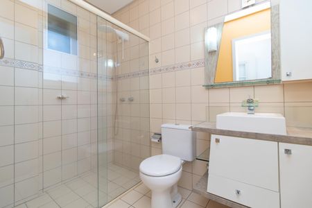 Apartamento para alugar com 82m², 3 quartos e sem vagaBanheiro da Suíte