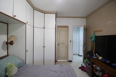 Apartamento à venda com 84m², 3 quartos e 2 vagasQuarto 2