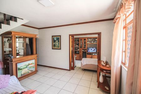 Sala de casa para alugar com 4 quartos, 250m² em Nova Cidade, Nilópolis