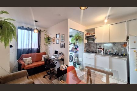 Apartamento à venda com 32m², 1 quarto e sem vaga Apartamento à venda com 32m², 1 quarto e sem vagaSala/Cozinha/Área de serviço