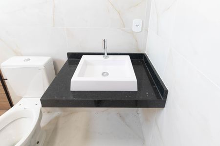 Casa de condomínio para alugar com 170m², 3 quartos e 2 vagasBanheiro do Quarto 3