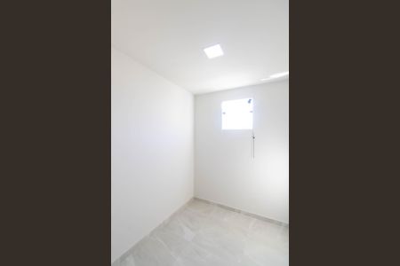 Casa de condomínio para alugar com 170m², 3 quartos e 2 vagasCloset