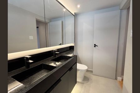 Apartamento à venda com 55m², 2 quartos e sem vaga Apartamento à venda com 55m², 2 quartos e sem vagaBanheiro