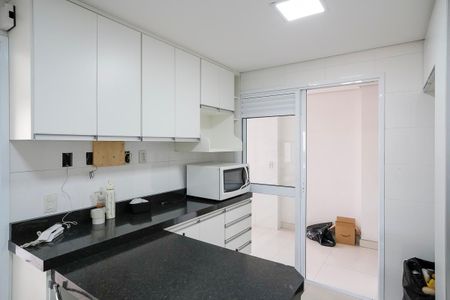 Apartamento para alugar com 160m², 3 quartos e 3 vagasCozinha