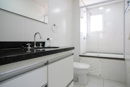 Apartamento para alugar com 160m², 3 quartos e 3 vagasBanheiro da suíte 1