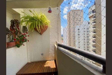 Apartamento para alugar com 85m², 3 quartos e 2 vagas Apartamento para alugar com 85m², 3 quartos e 2 vagasVaranda