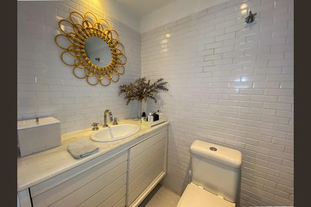 Apartamento para alugar com 85m², 3 quartos e 2 vagas Apartamento para alugar com 85m², 3 quartos e 2 vagasBanheiro da Suíte