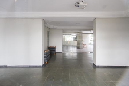 Apartamento para alugar com 85m², 3 quartos e 2 vagas Apartamento para alugar com 85m², 3 quartos e 2 vagasHall de entrada