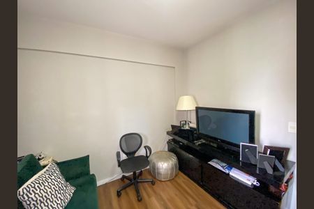 Apartamento para alugar com 85m², 3 quartos e 2 vagas Apartamento para alugar com 85m², 3 quartos e 2 vagasSala de TV