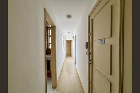 Apartamento para alugar com 180m², 4 quartos e 1 vaga Apartamento para alugar com 180m², 4 quartos e 1 vagaCorredor