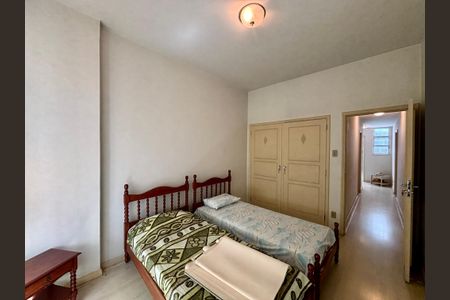 Apartamento para alugar com 180m², 4 quartos e 1 vaga Apartamento para alugar com 180m², 4 quartos e 1 vagaQuarto 1