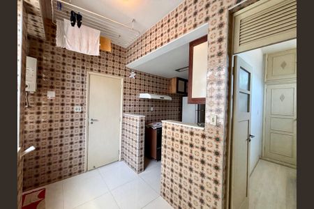 Apartamento para alugar com 180m², 4 quartos e 1 vaga Apartamento para alugar com 180m², 4 quartos e 1 vagaÁrea de serviço