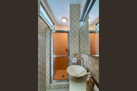 Apartamento para alugar com 180m², 4 quartos e 1 vaga Apartamento para alugar com 180m², 4 quartos e 1 vagaBanheiro social 2