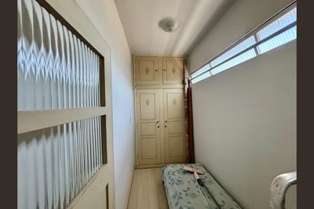 Apartamento para alugar com 180m², 4 quartos e 1 vaga Apartamento para alugar com 180m², 4 quartos e 1 vagaÁrea de serviço - quarto