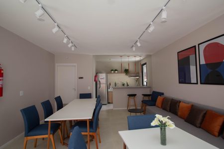 Apartamento para alugar com 34m², 2 quartos e sem vagaÁrea comum - Salão de festas