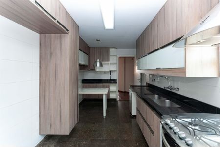 Apartamento para alugar com 155m², 4 quartos e 2 vagasCozinha