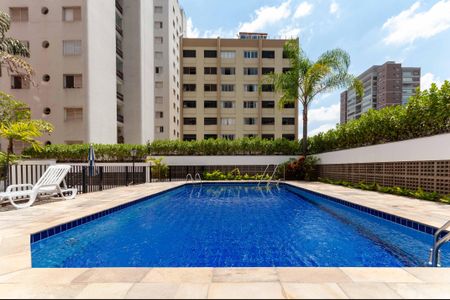 Apartamento para alugar com 155m², 4 quartos e 2 vagasÁrea Comum - Piscina
