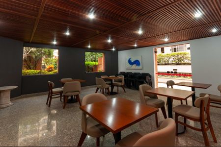 Apartamento para alugar com 155m², 4 quartos e 2 vagasÁrea Comum - Salão de Festas