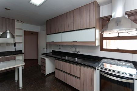 Apartamento para alugar com 155m², 4 quartos e 2 vagasCozinha