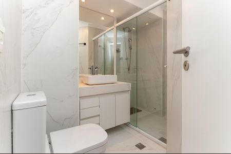 Apartamento para alugar com 155m², 4 quartos e 2 vagasBanheiro Social