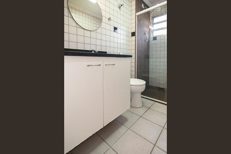 Apartamento para alugar com 54m², 1 quarto e sem vagaBanheiro 