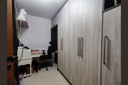 Apartamento para alugar com 178m², 3 quartos e 2 vagasQuarto de Serviço