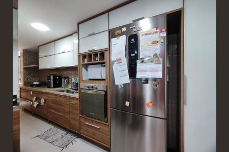 Apartamento para alugar com 178m², 3 quartos e 2 vagasCozinha