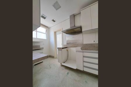 Apartamento para alugar com 120m², 4 quartos e 1 vaga