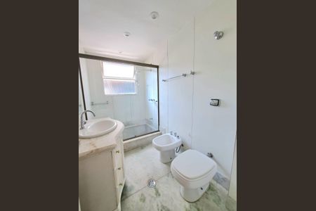 Apartamento para alugar com 120m², 4 quartos e 1 vaga