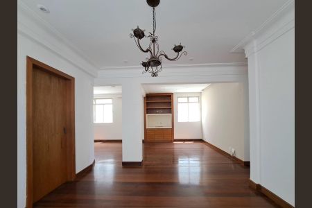 Apartamento à venda com 4 quartos, 120m² em Mangabeiras, Belo Horizonte