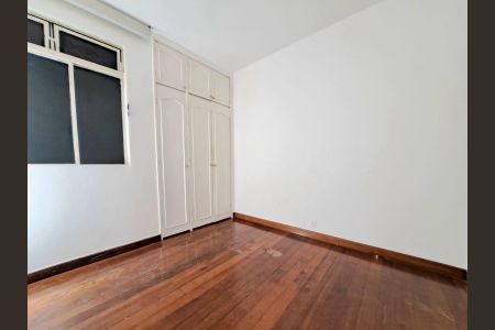 Apartamento para alugar com 120m², 4 quartos e 1 vaga