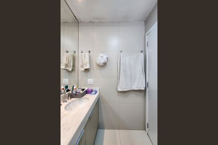 Apartamento à venda com 151m², 3 quartos e 2 vagasBanheiro da Suíte 1