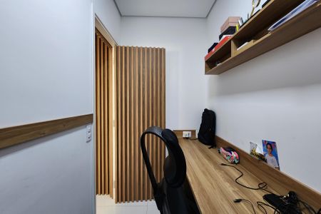 Apartamento à venda com 151m², 3 quartos e 2 vagasEscritório 